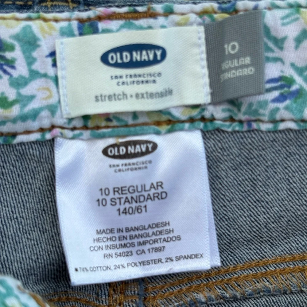 Old Navy Bundle 2 Pair of Girls Denim Bermuda Shorts | Size 10 Back to School
